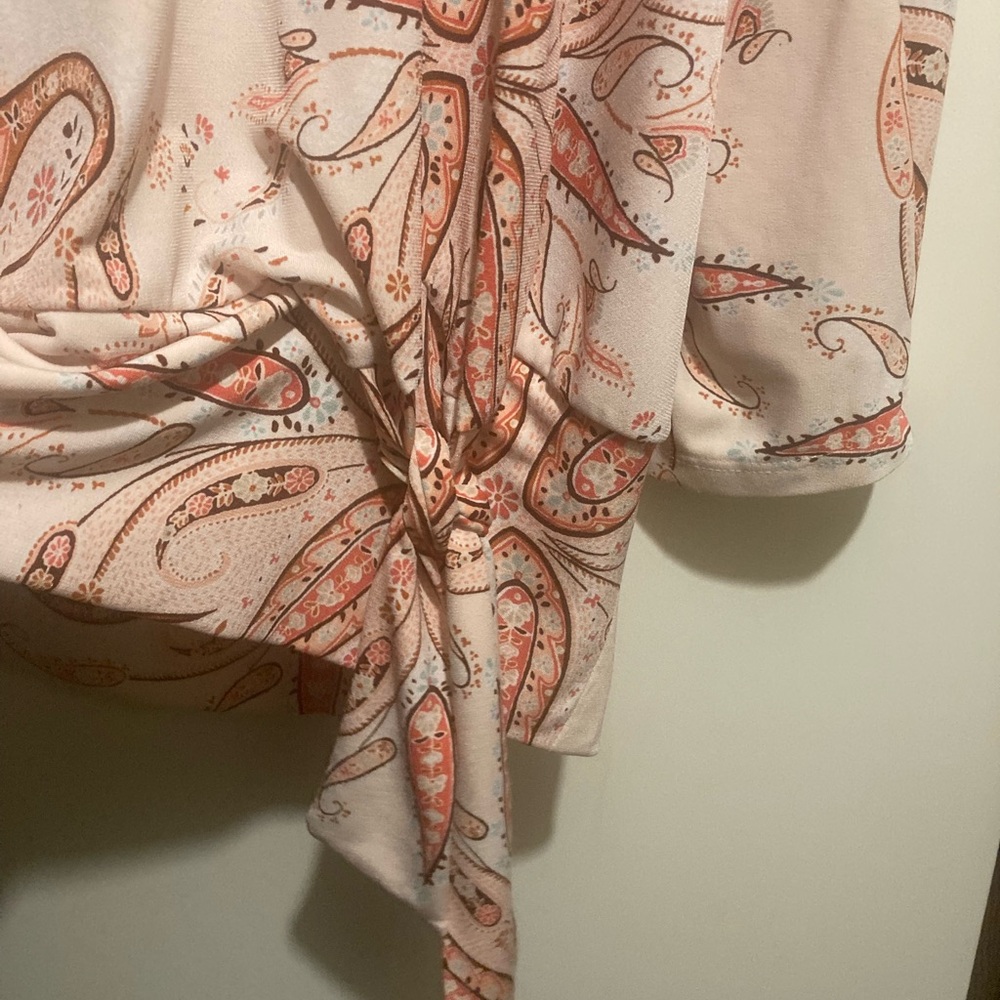 JM Collection blouse - Picture 5 of 6